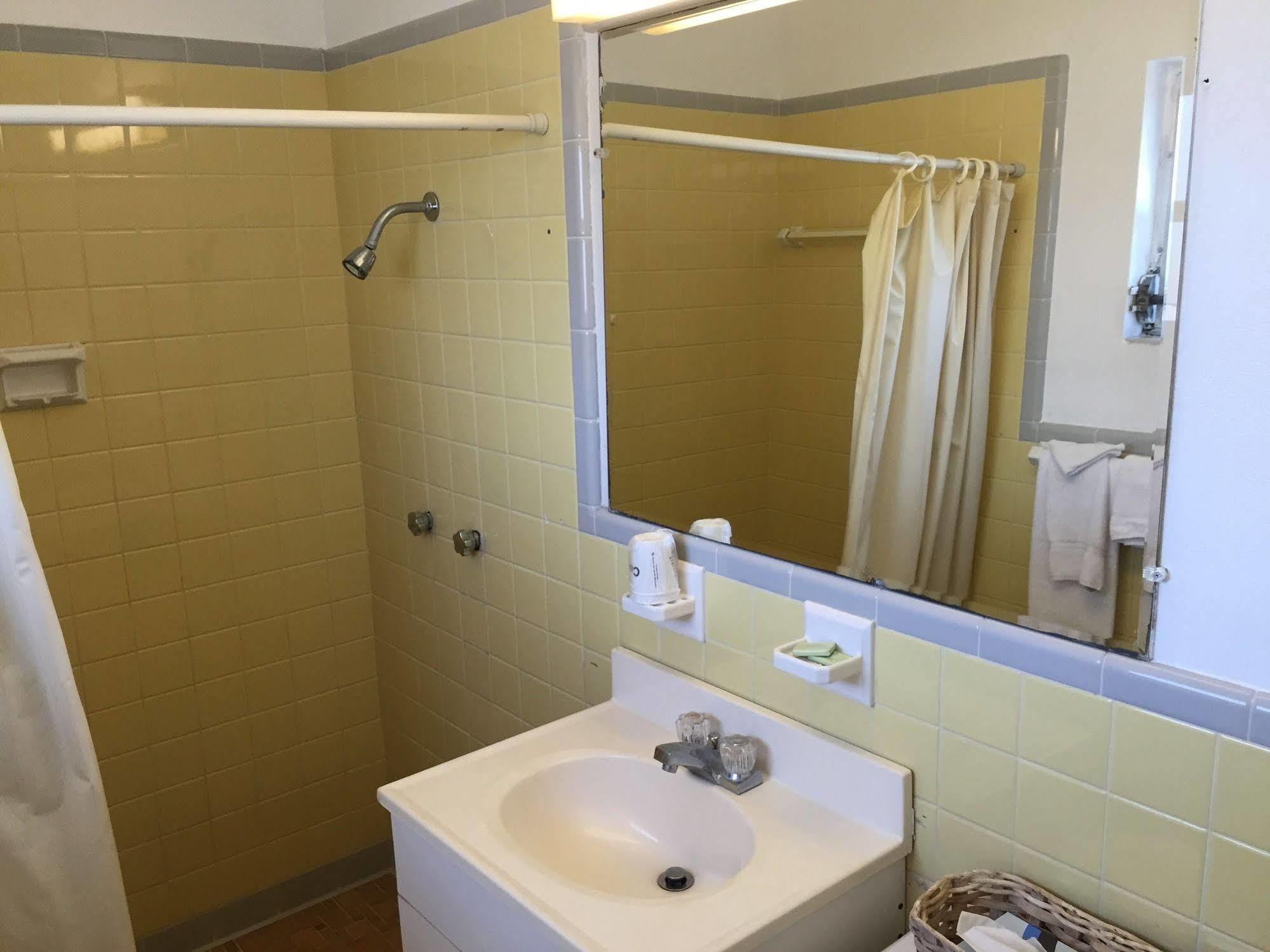 Economy Suites Cypress Gardens Εξωτερικό φωτογραφία